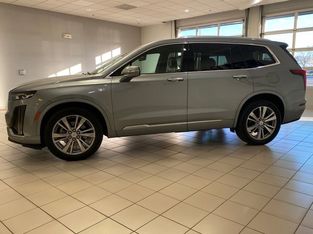 Used 2023 Cadillac XT6 Premium Luxury image 4
