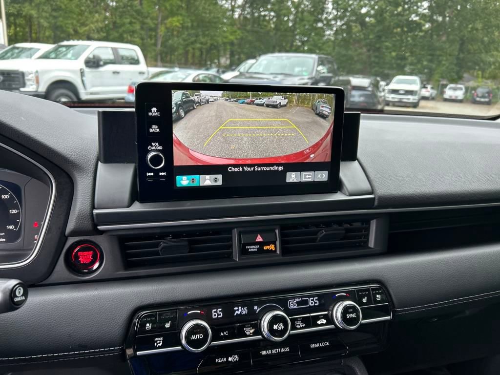 Used 2025 Honda Pilot Elite image 9