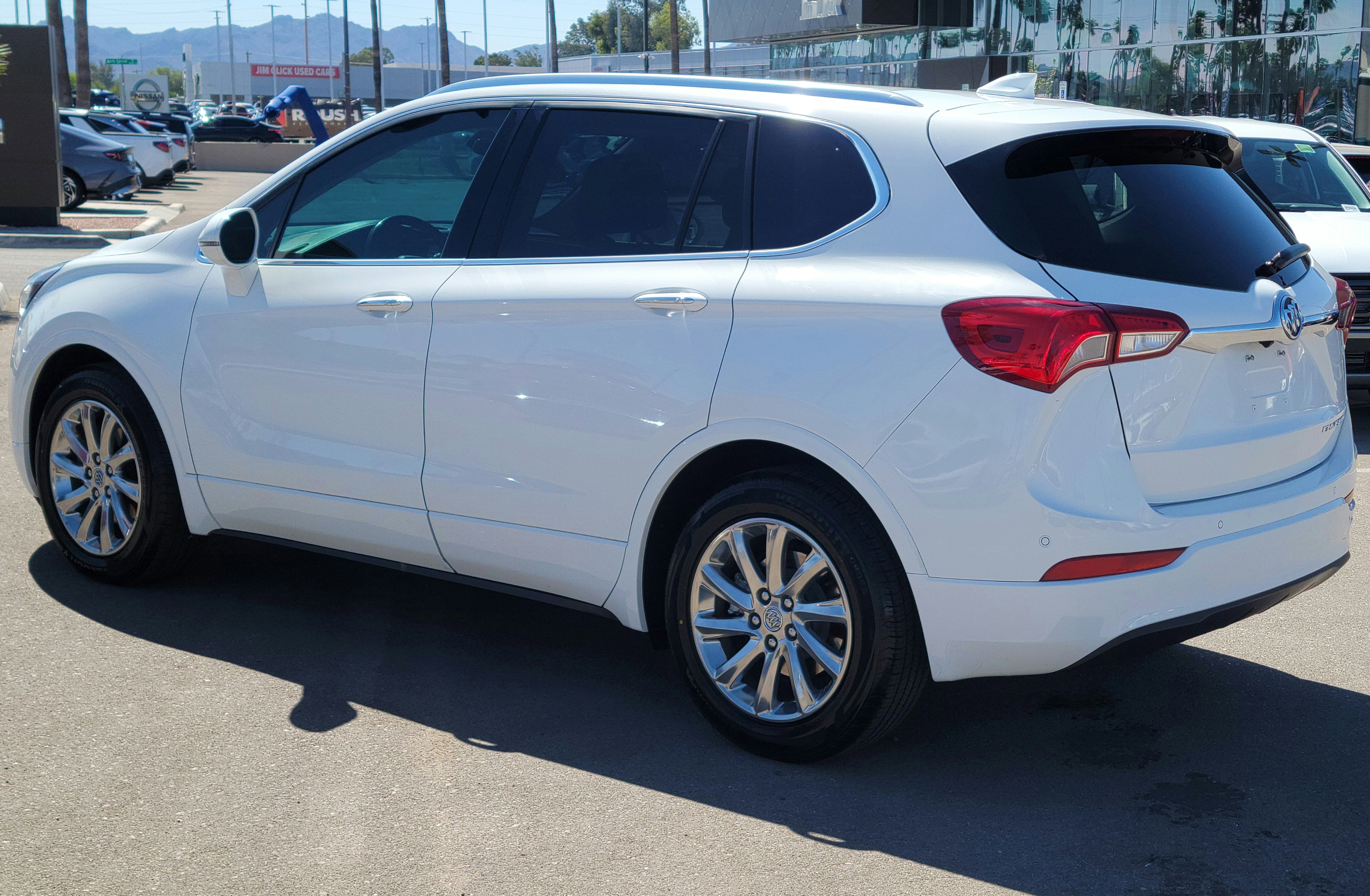 Used 2020 Buick Envision Essence image 4