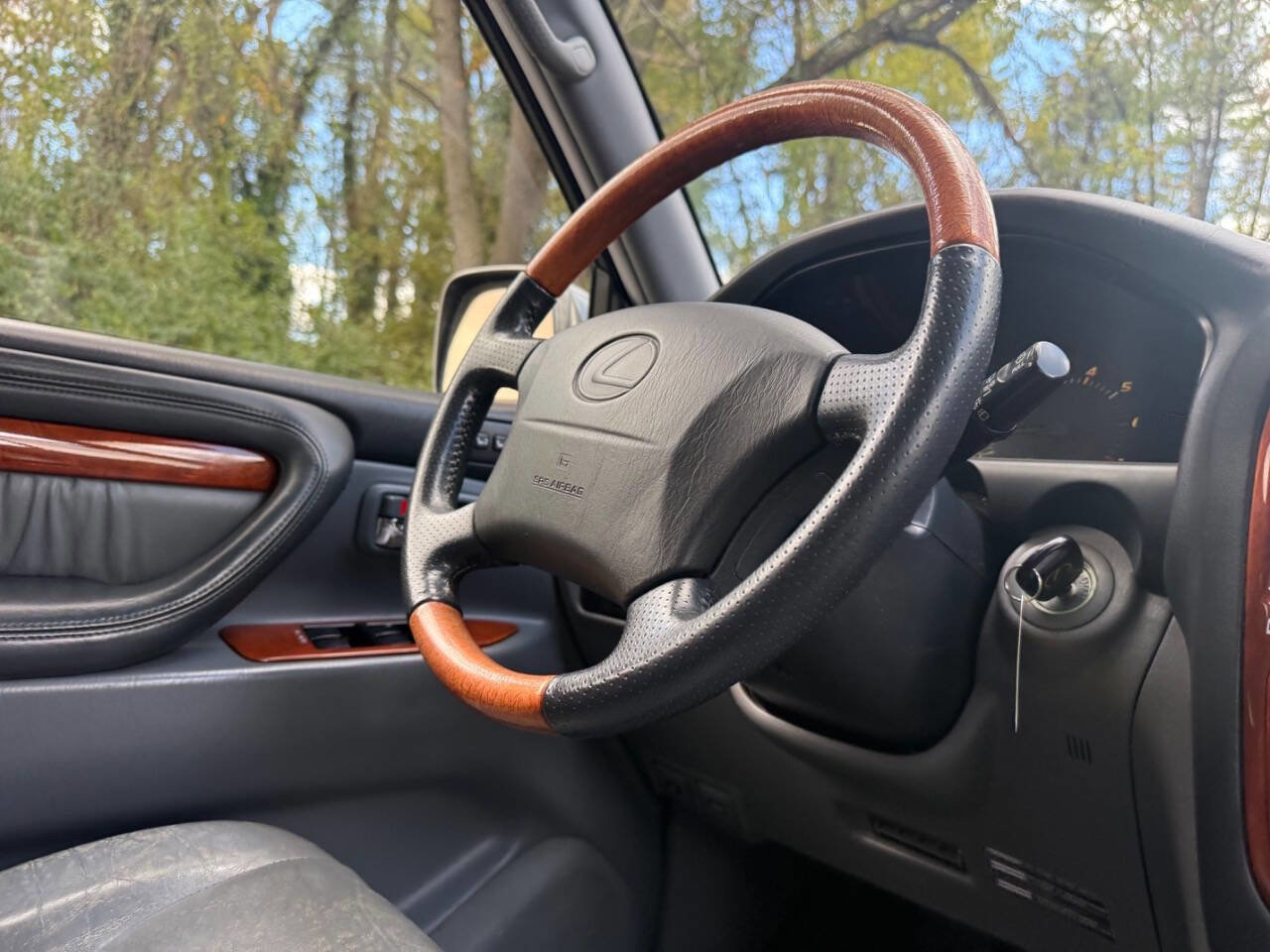 Used 2000 Lexus LX 470 4WD image 67