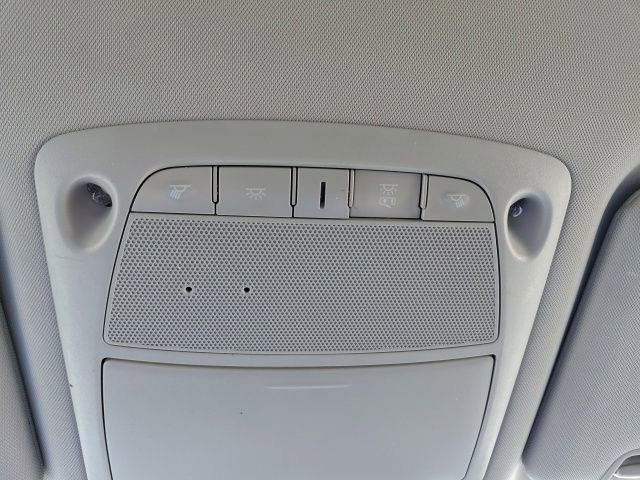 Used 2018 Nissan Rogue SV image 20