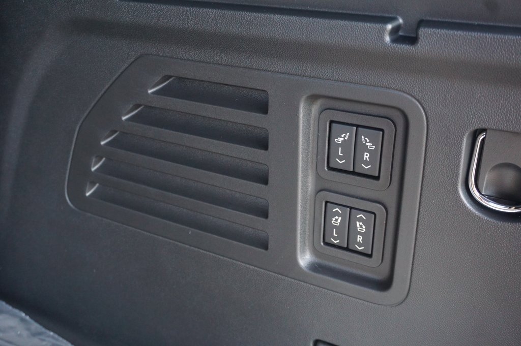 New 2026 Chevrolet Traverse RS image 30