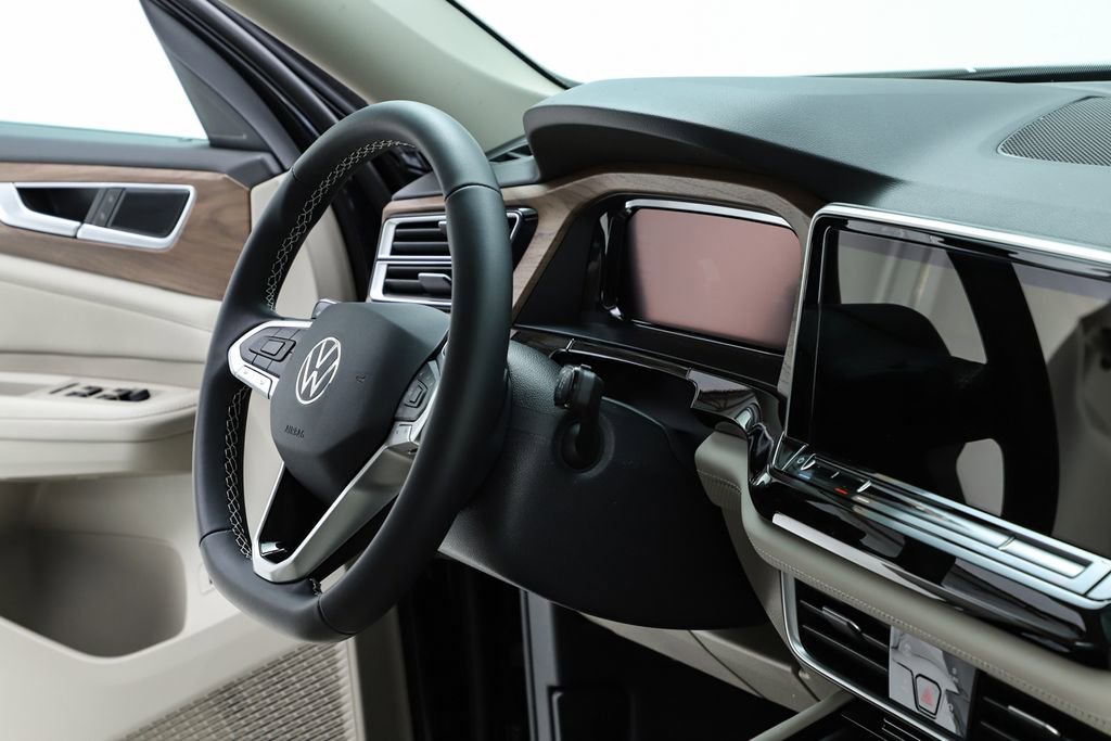 New 2026 Volkswagen Atlas SE image 74