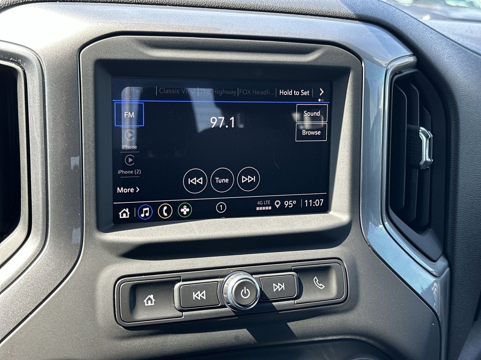 Used 2024 GMC Sierra 1500 Pro w/ Pro Value Package RWD image 19
