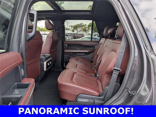 Used 2024 Ford Expedition Limited image 6