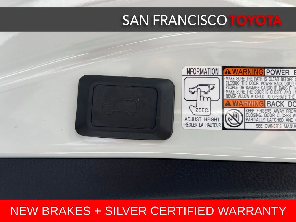 Certified 2018 Toyota RAV4 XLE image 38