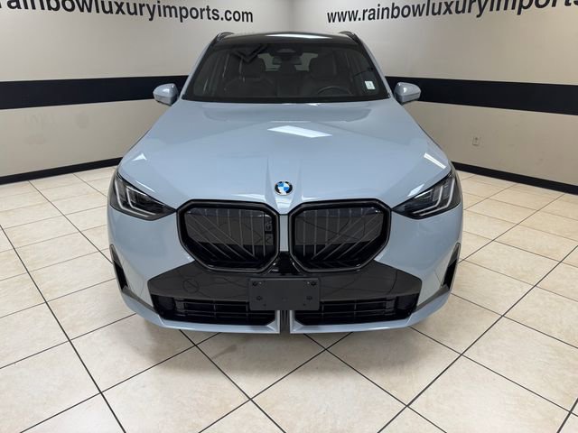 Used 2025 BMW X3 xDrive30i w/ Premium Package image 2