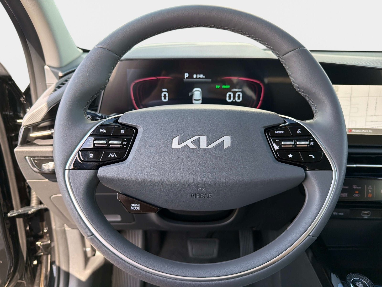 New 2026 Kia Niro FWD image 27