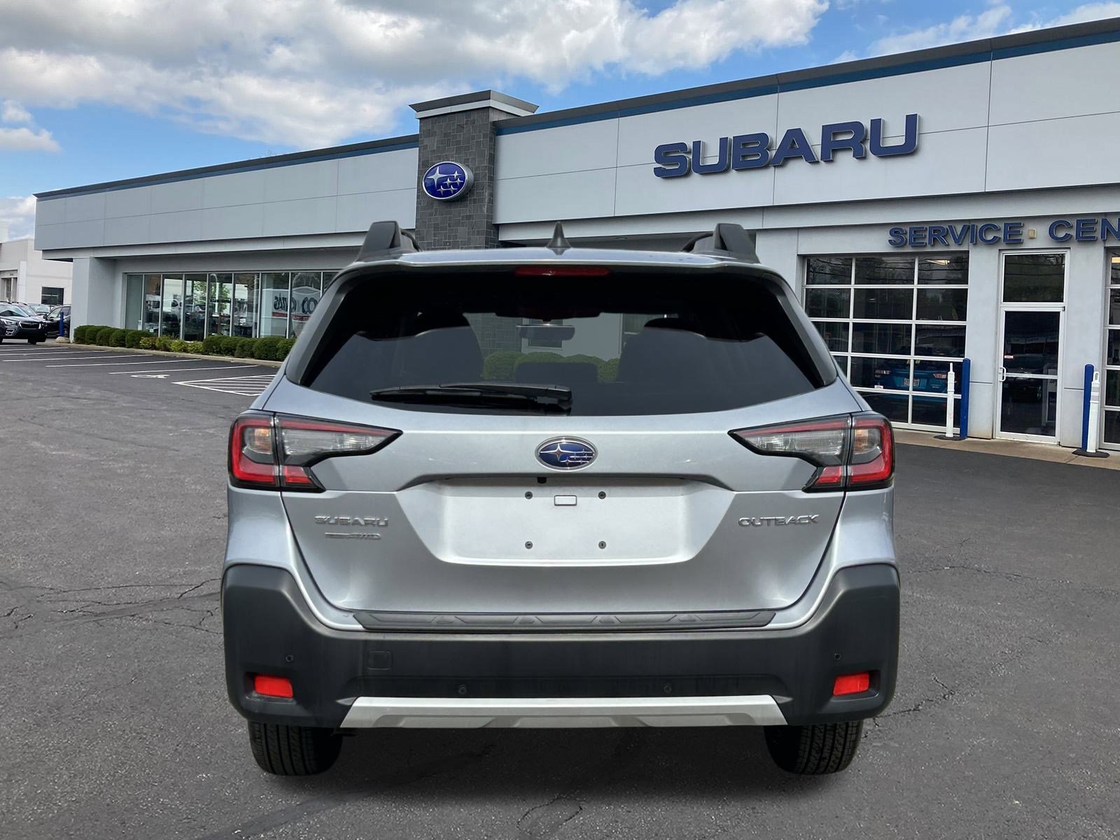 Certified 2025 Subaru Outback Limited image 6