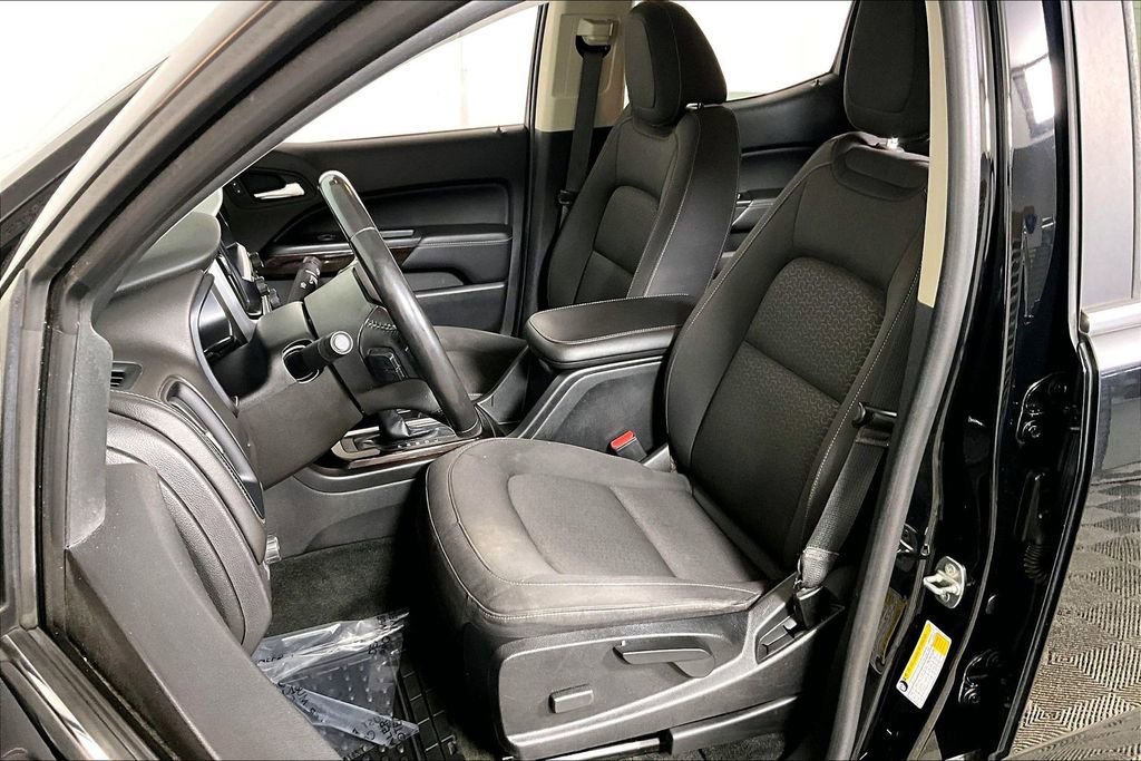 Used 2018 GMC Canyon SLE w/ SLE Convenience Package image 24