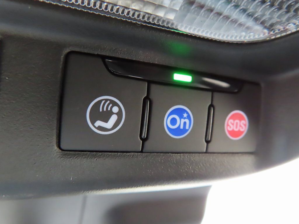 New 2026 Chevrolet Trax RS w/ Sunroof Package image 14