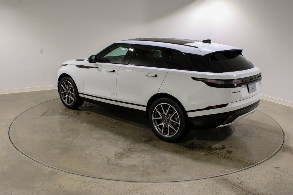 Used 2026 Land Rover Range Rover Velar Dynamic SE AWD/4WD image 3