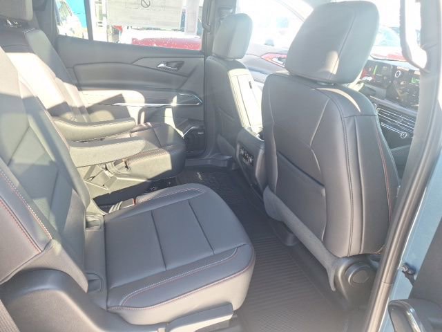 New 2026 Chevrolet Traverse Z71 w/ Enhanced Driving Package image 13