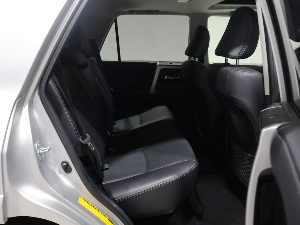 Used 2022 Toyota 4Runner Limited AWD/4WD image 20