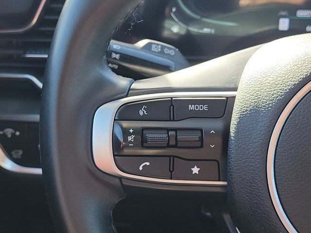 Used 2025 Kia Sportage EX w/ Premium Package FWD image 21