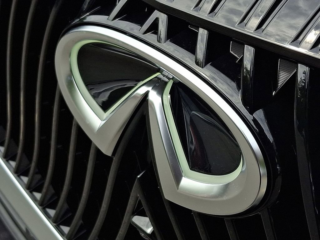 New 2026 INFINITI QX80 Pure w/ Cargo Package image 11