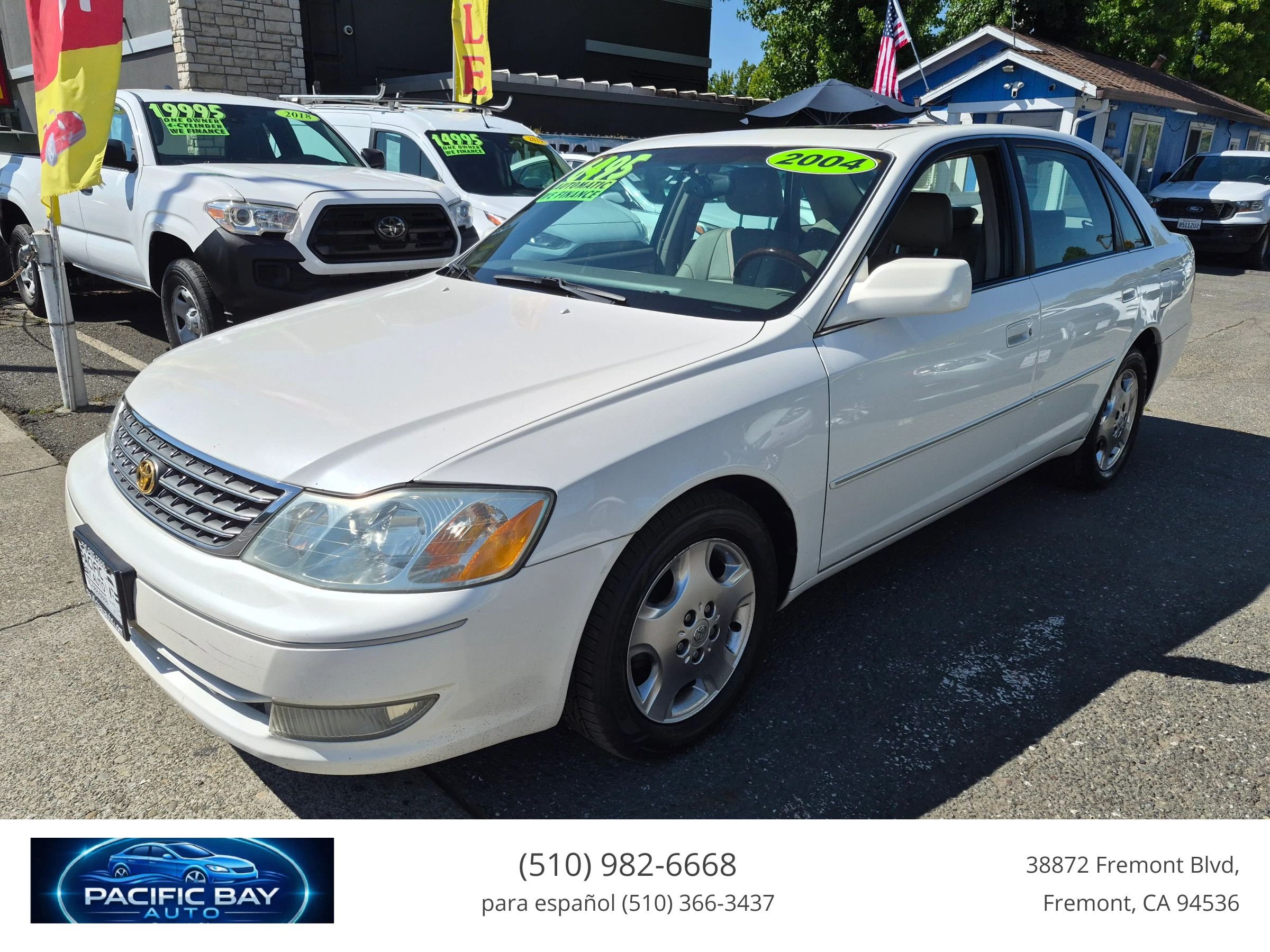 Used 2004 Toyota Avalon XLS FWD image 3