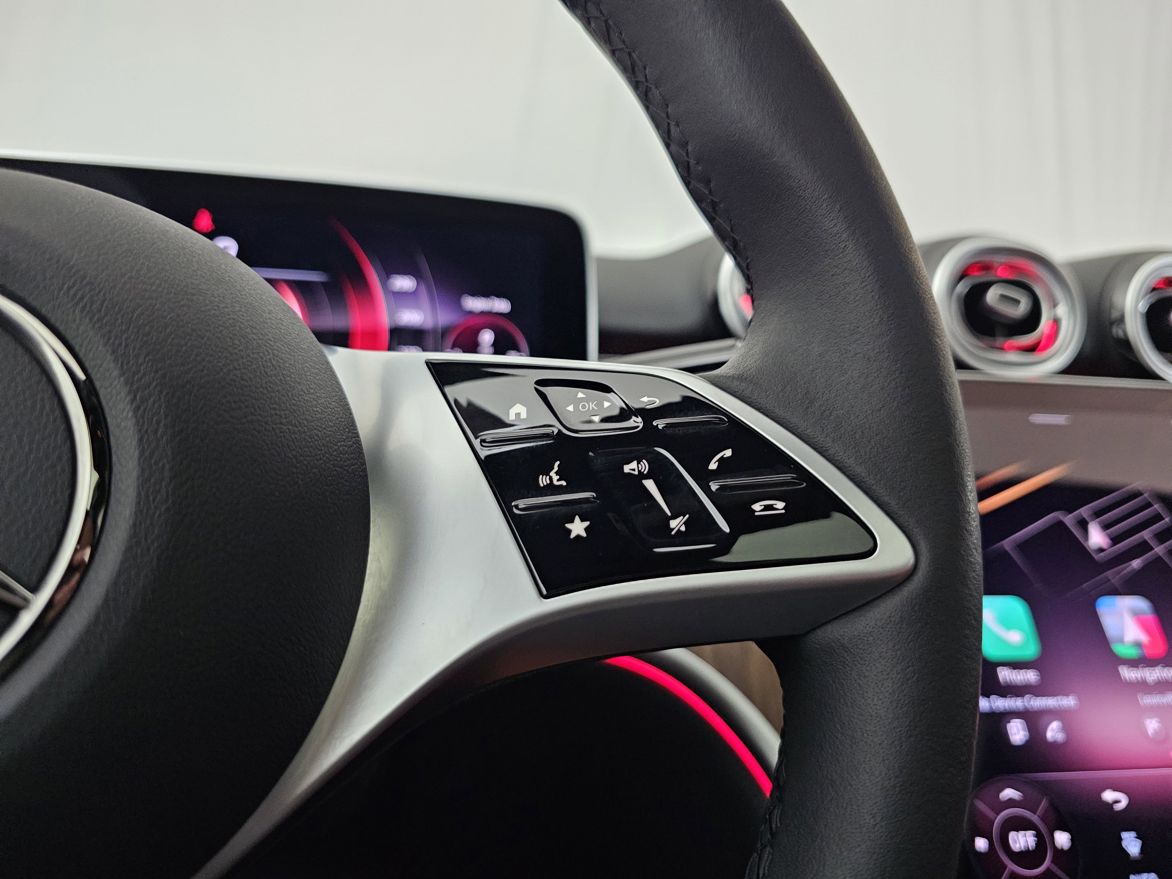 Certified 2025 Mercedes-Benz C 300 4MATIC Sedan image 40