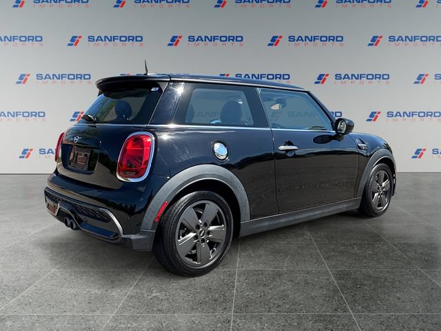 Used 2022 MINI Cooper S FWD image 5