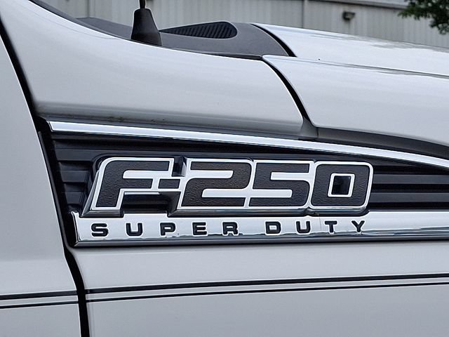Used 2013 Ford F250 XLT w/ Snow Plow Prep Pkg AWD/4WD image 29