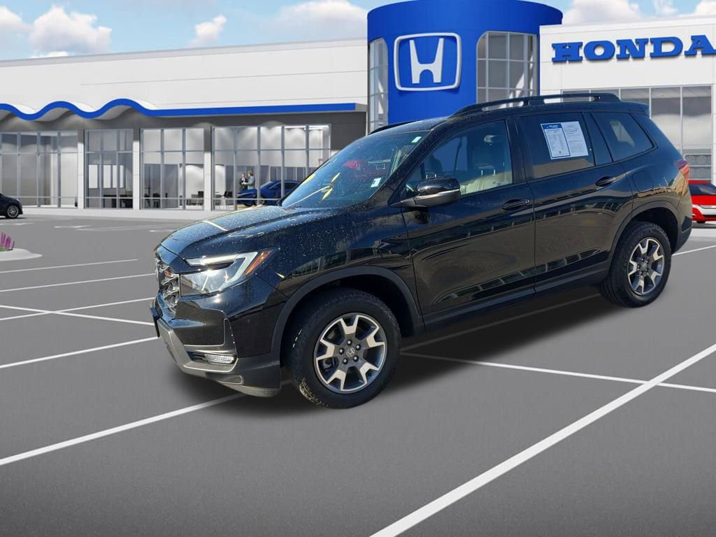 Used 2022 Honda Passport TrailSport image 3