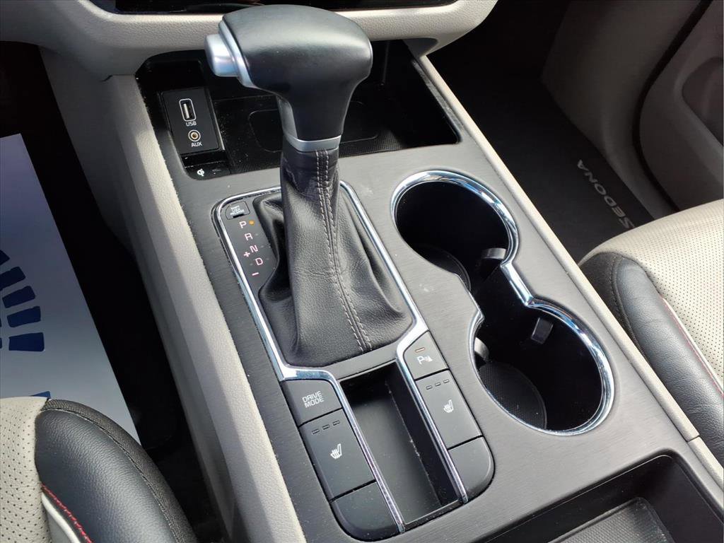 Used 2021 Kia Sedona EX image 25