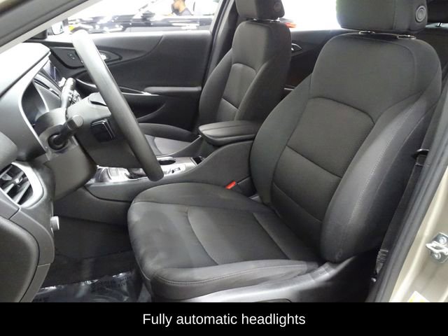 Used 2022 Chevrolet Malibu LT image 9