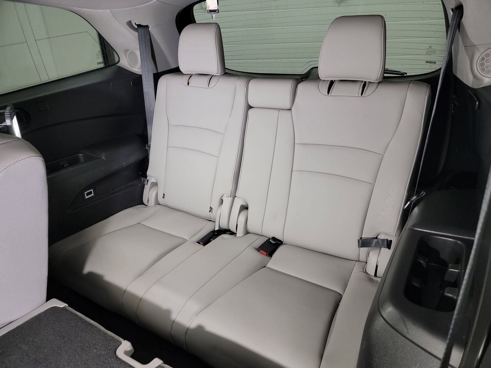 Used 2016 Honda Pilot Touring image 34