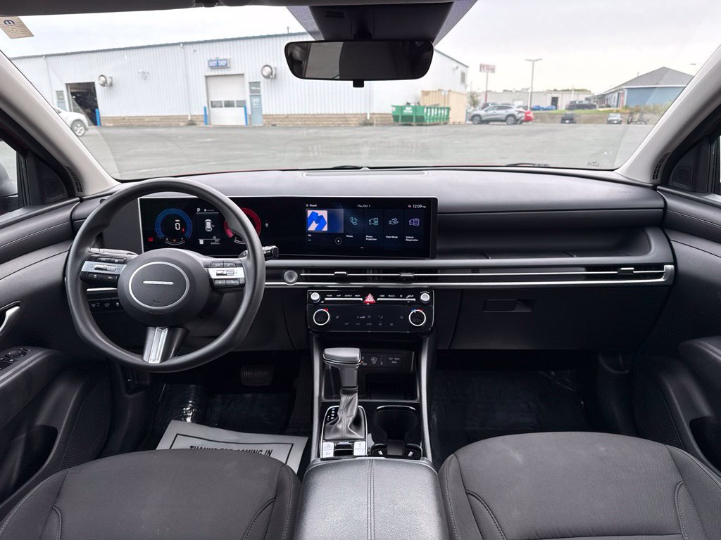 Used 2025 Hyundai Tucson SEL AWD/4WD image 13