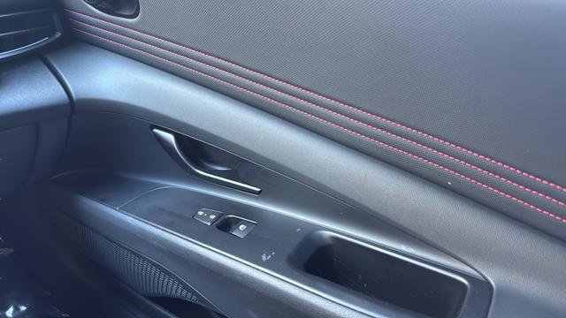 Used 2025 Hyundai Elantra N Line image 11