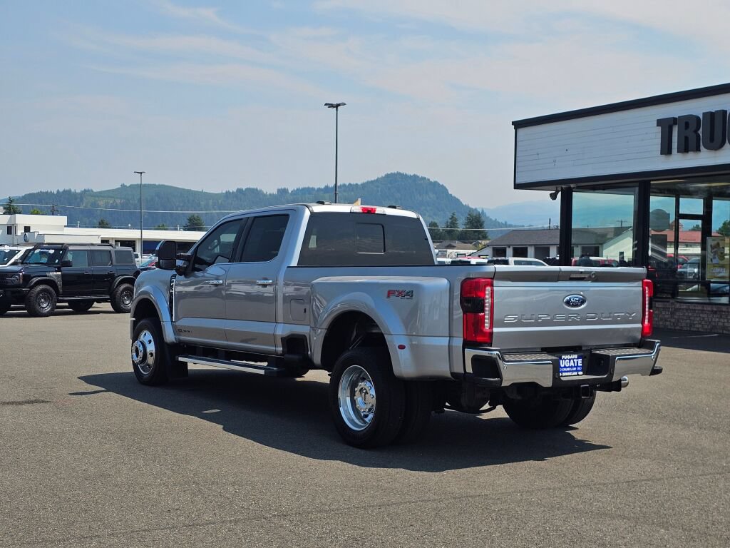 Certified 2024 Ford F450 Lariat w/ Chrome Package AWD/4WD image 9