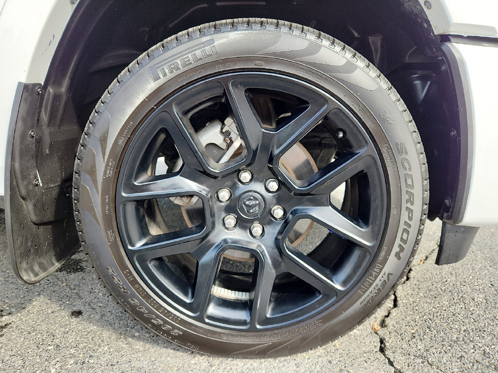 Used 2025 RAM 1500 Laramie w/ Night Edition AWD/4WD image 8