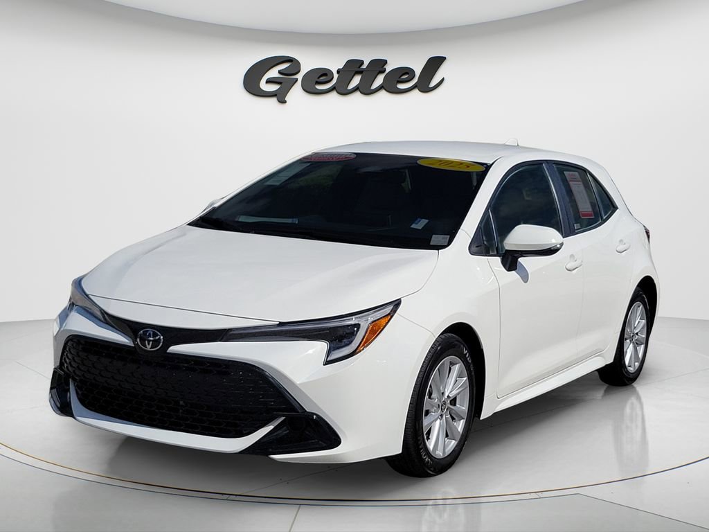 Certified 2025 Toyota Corolla SE FWD image 1