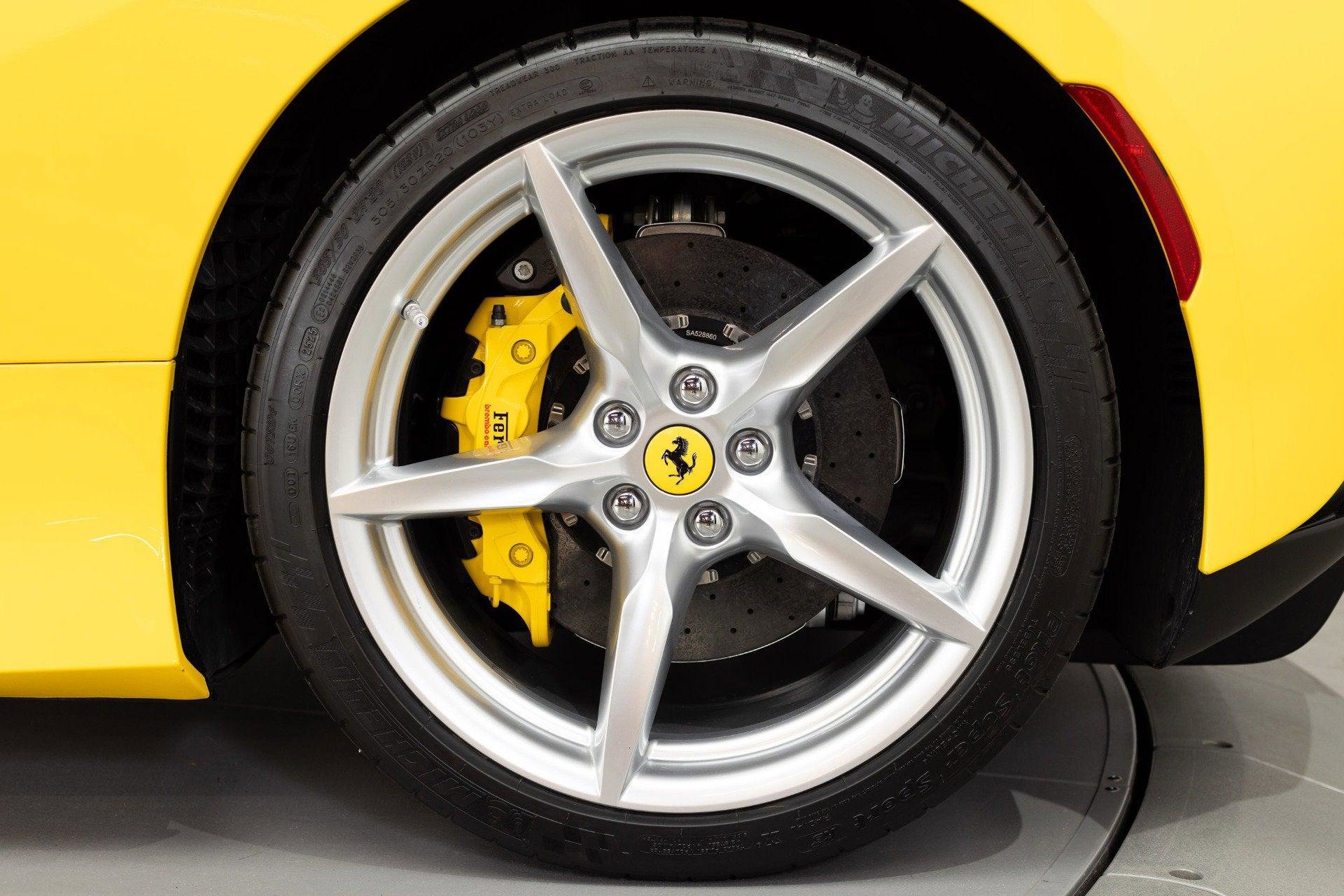 Certified 2021 Ferrari F8 Tributo RWD image 22