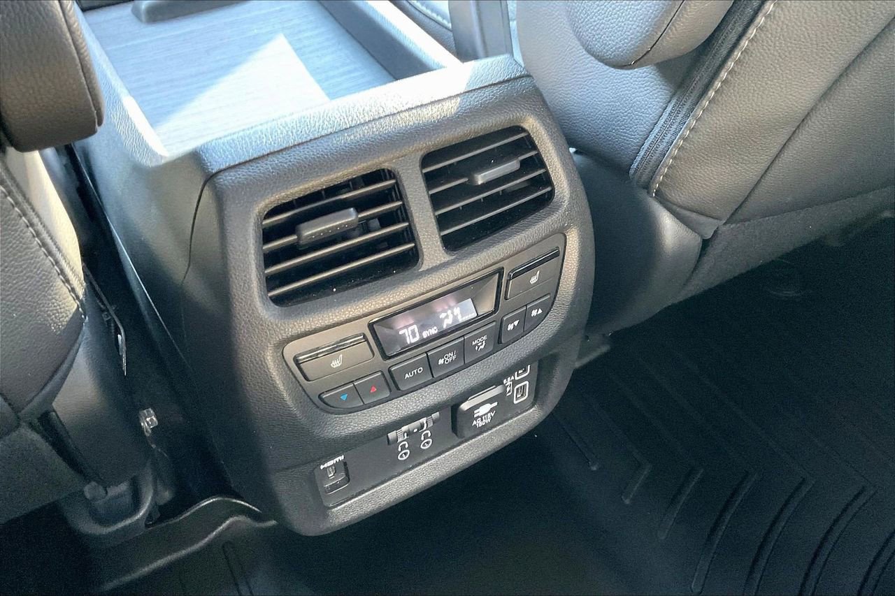 Used 2021 Honda Pilot Elite image 18