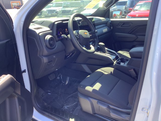 Used 2026 Chevrolet Colorado W/T w/ Advanced Trailering Package RWD image 7