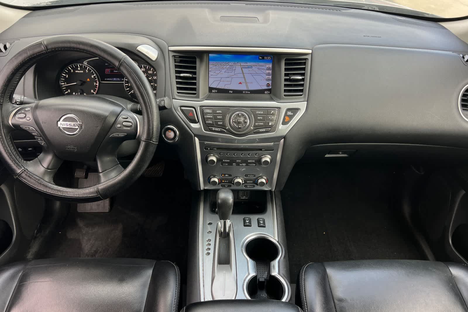 Used 2018 Nissan Pathfinder SL FWD image 4