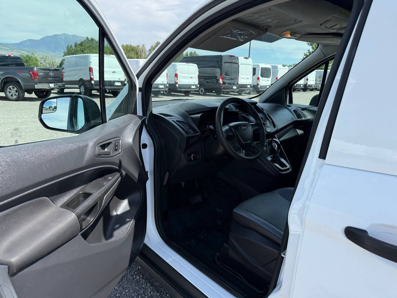 Used 2016 Ford Transit Connect XL FWD image 13