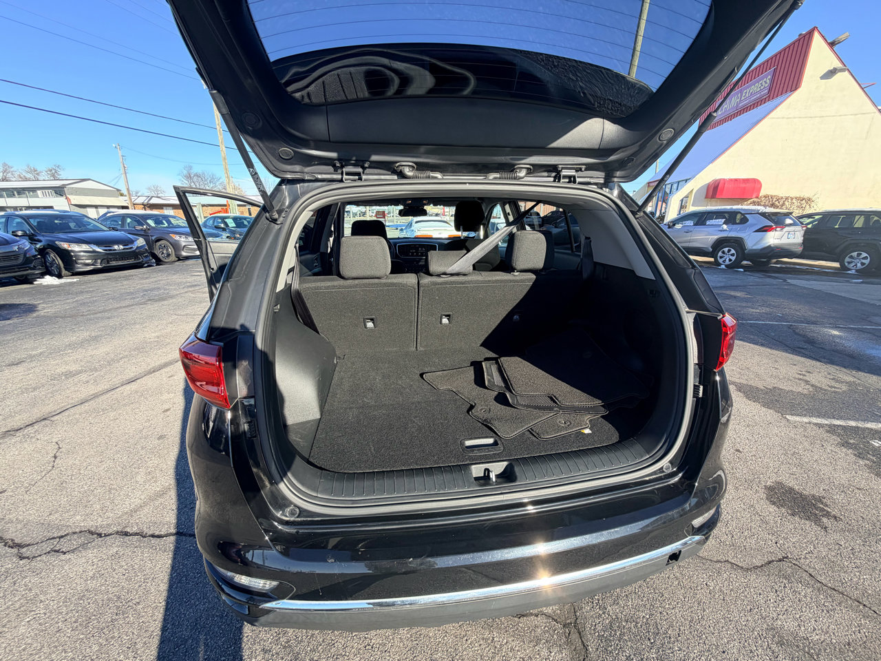 Used 2021 Kia Sportage LX image 17