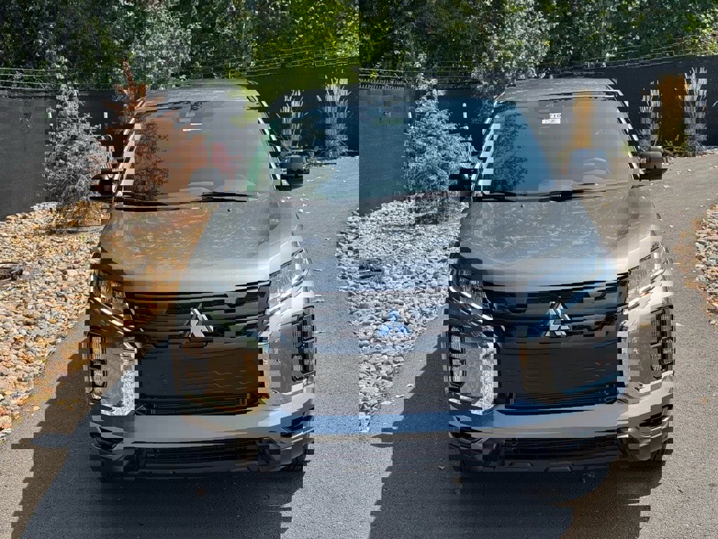 New 2025 Mitsubishi Outlander Sport LE image 8