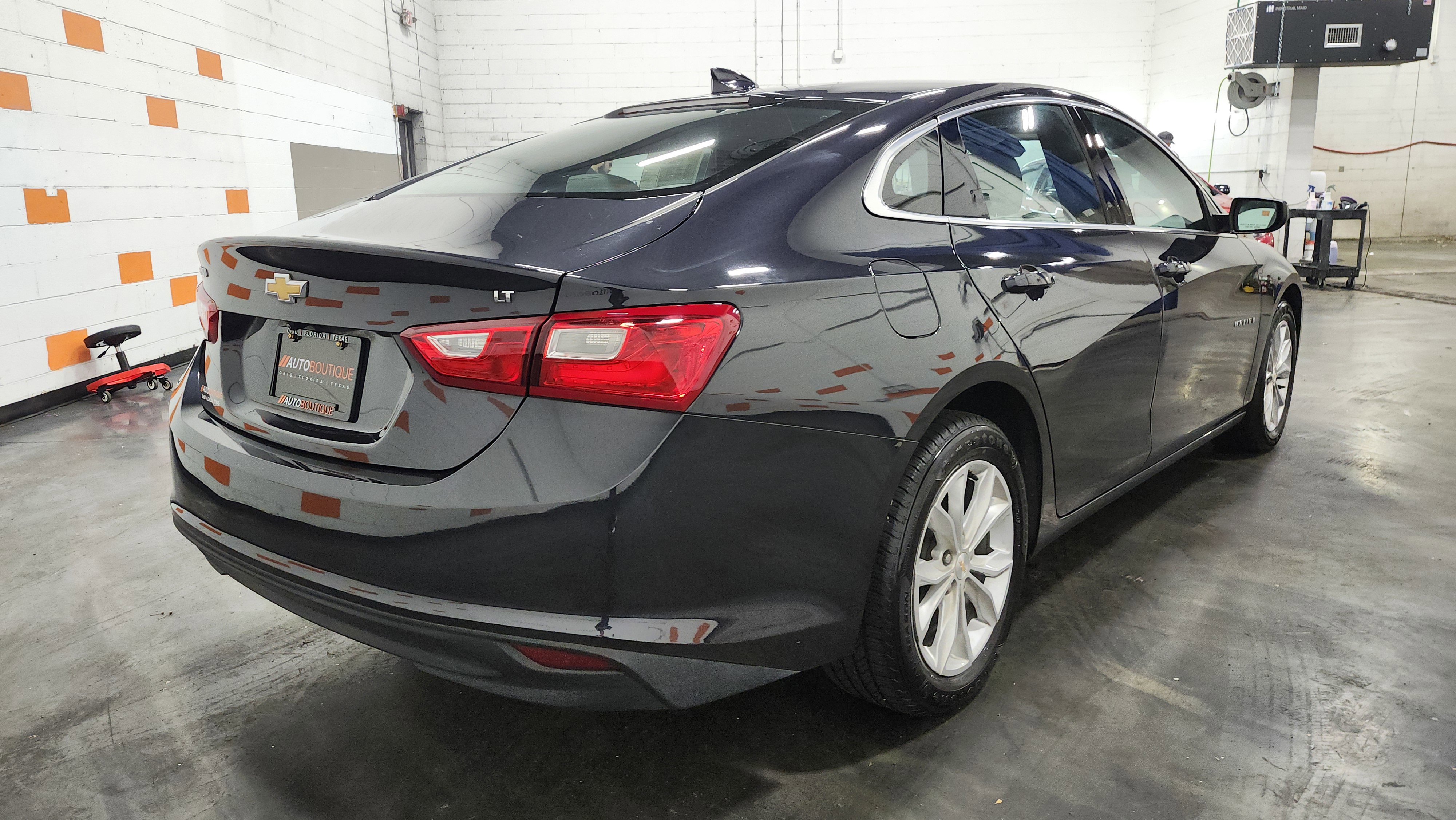 Used 2023 Chevrolet Malibu LT image 17