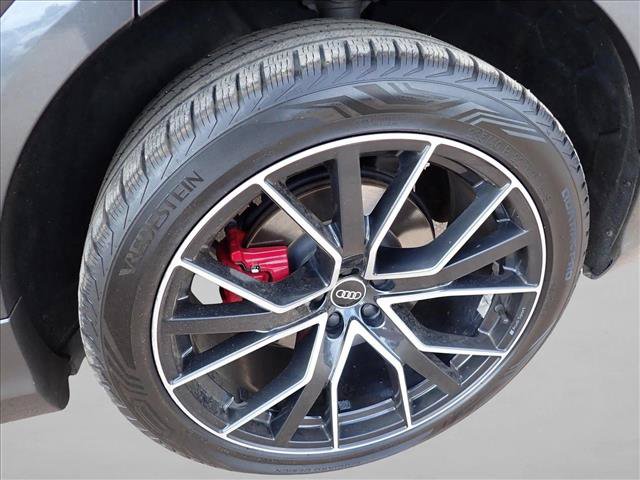 Used 2021 Audi Q8 Prestige w/ Prestige Package AWD/4WD image 6