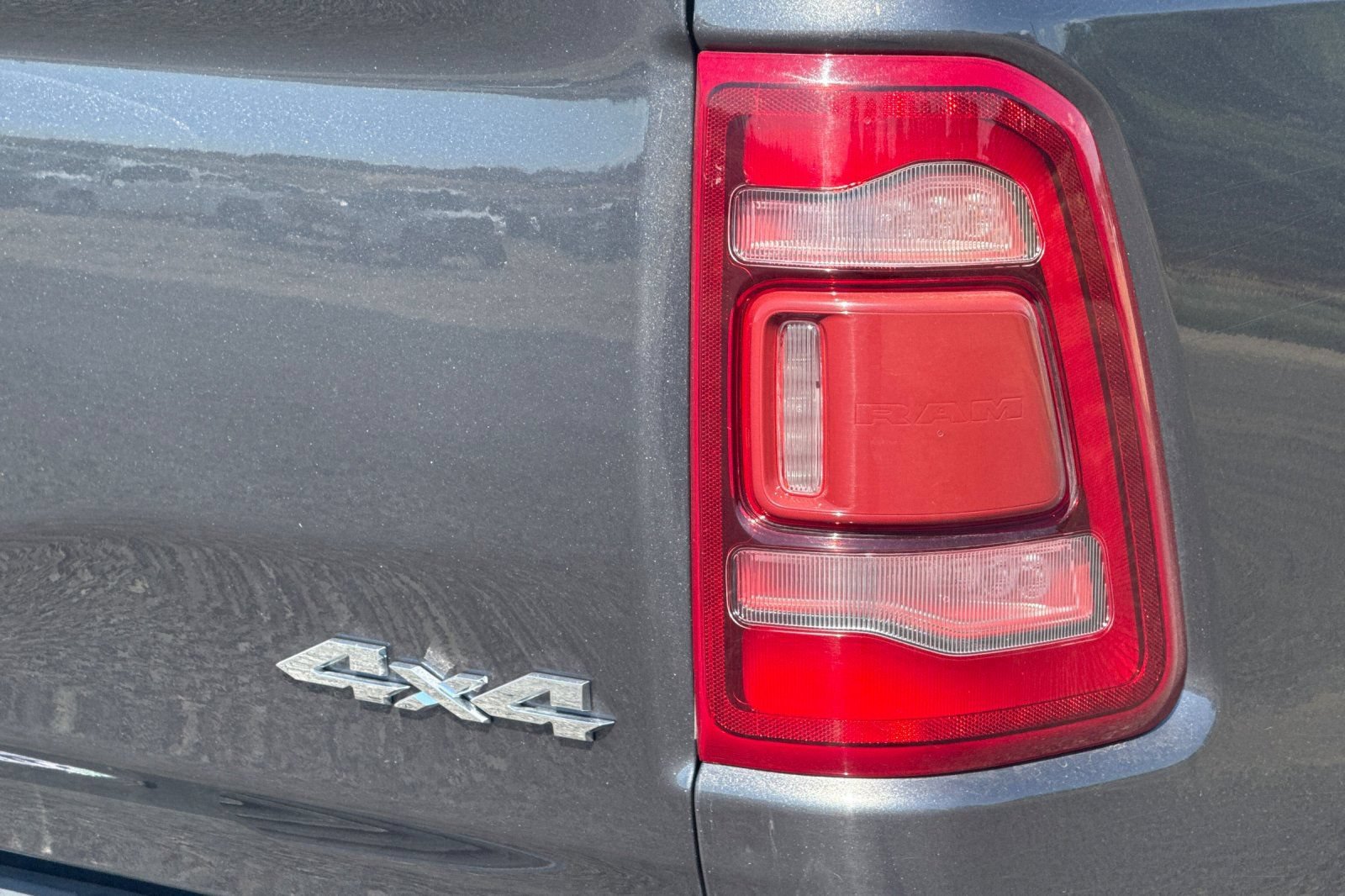 Used 2022 RAM 1500 Laramie AWD/4WD image 48