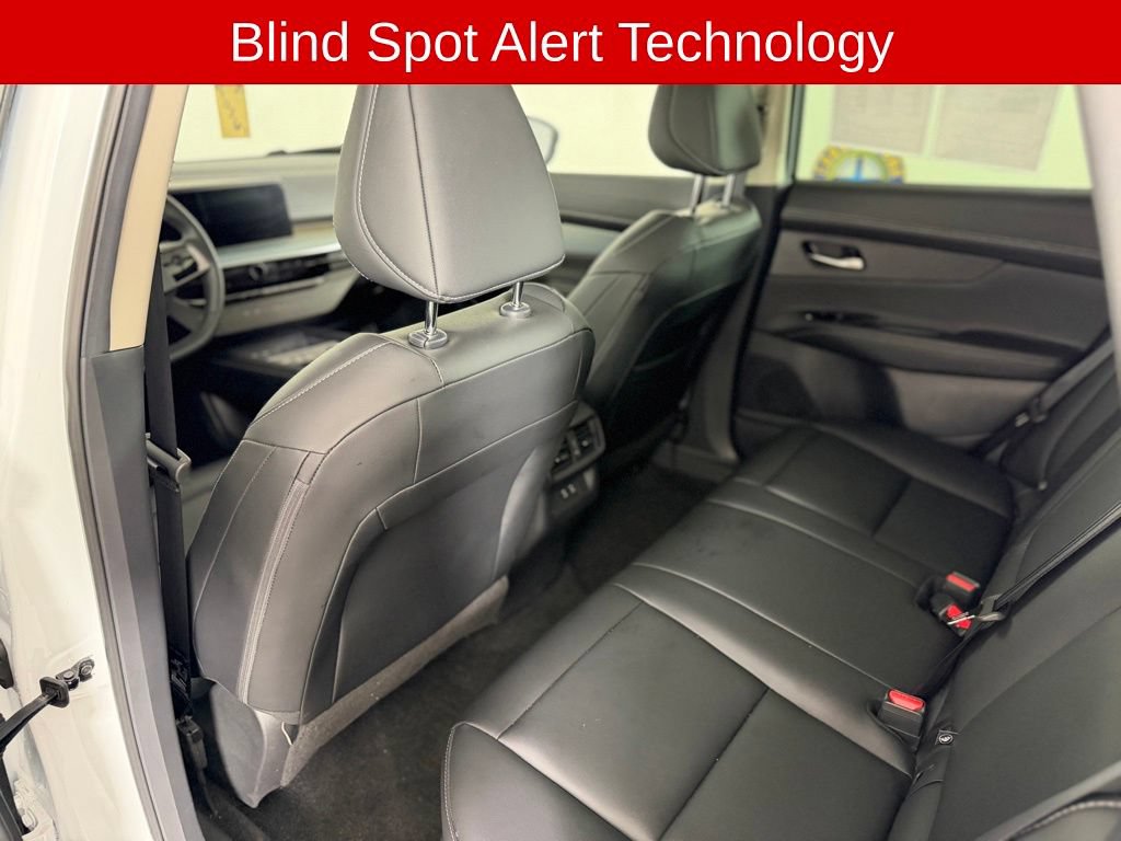 Used 2025 Nissan Murano SL AWD/4WD image 15
