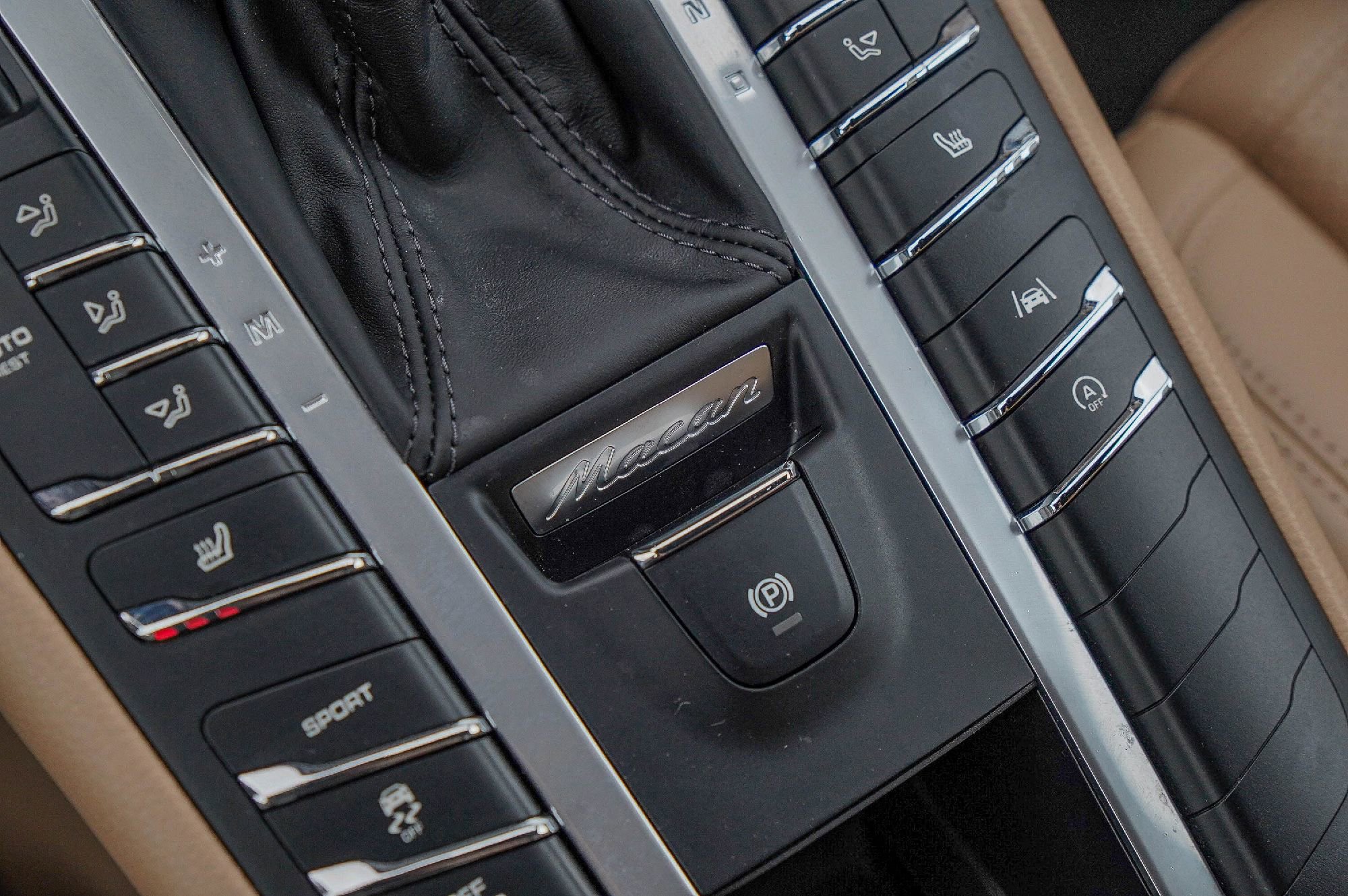 Used 2020 Porsche Macan image 21