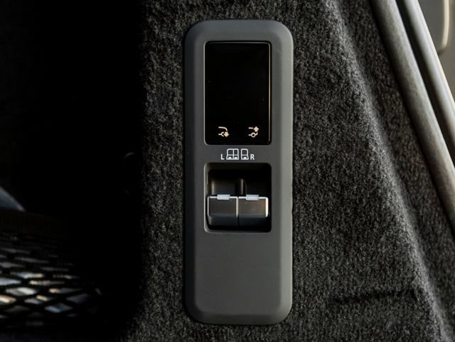 New 2027 Land Rover Range Rover Sport Dynamic SE AWD/4WD image 29