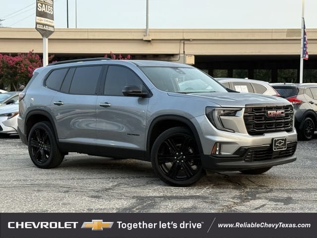 Used 2024 GMC Acadia Elevation w/ Black Edition FWD image 2