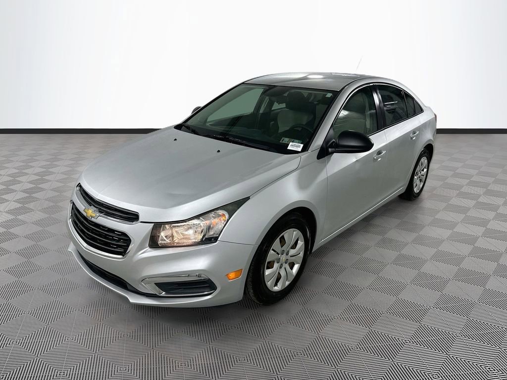 Used 2016 Chevrolet Cruze LS FWD image 3