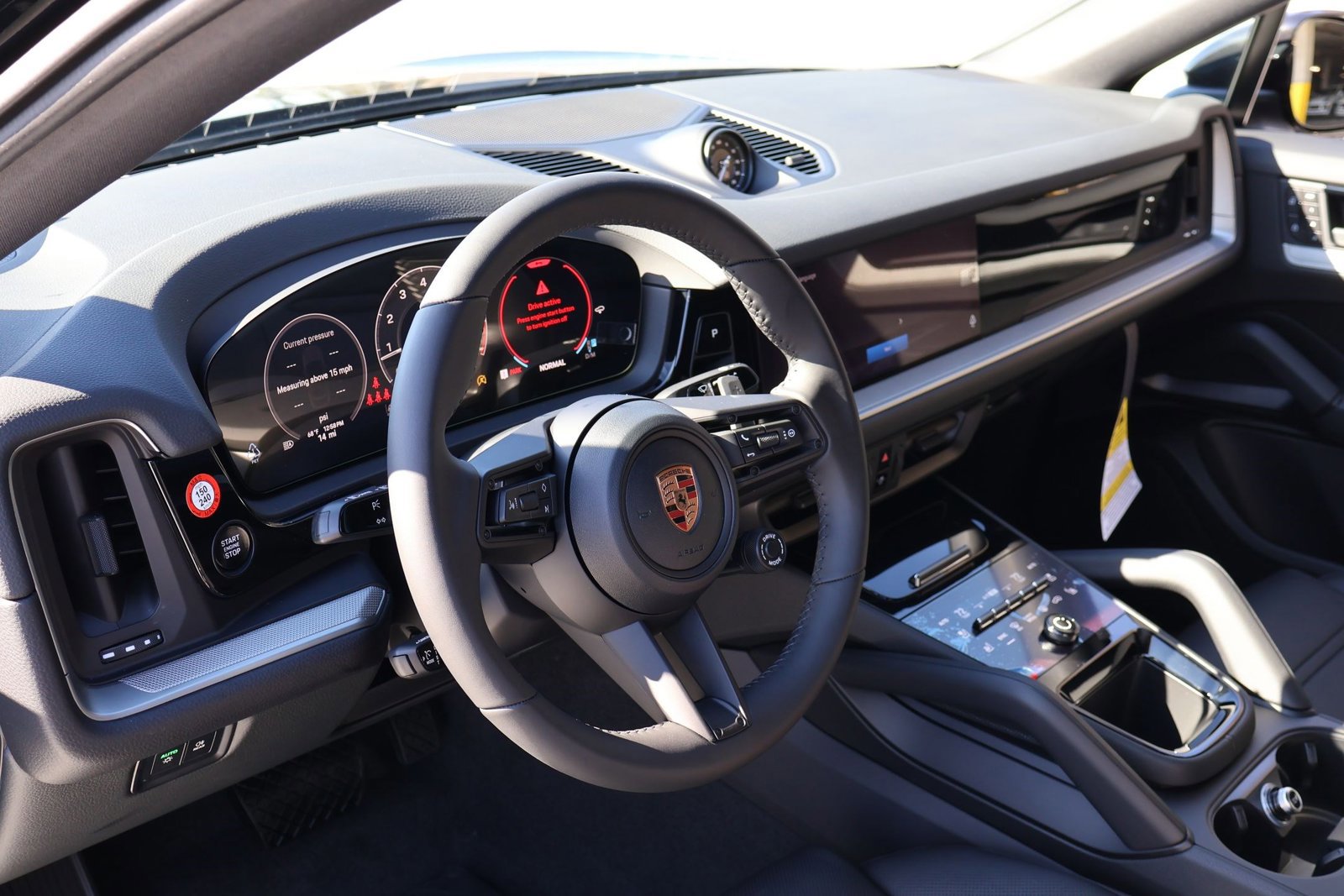 New 2026 Porsche Cayenne Coupe image 4