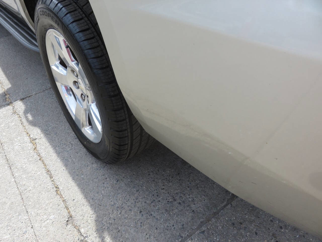 Used 2016 Chevrolet Suburban LT image 39